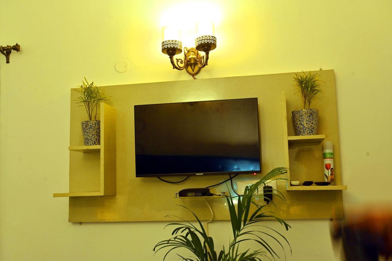 Jay Ally - Boutique Hotel Neu-Delhi Exterior foto